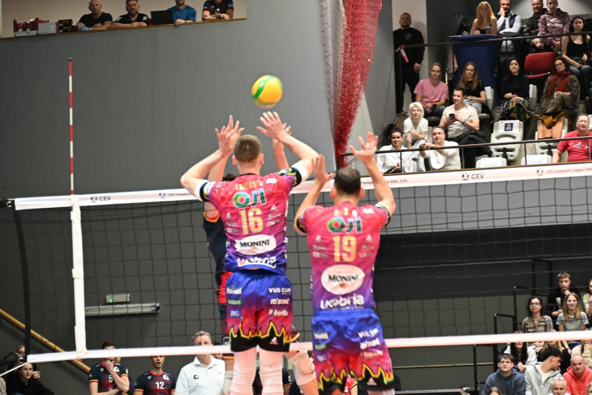 Lvi Praha ve volejbalové Lize mistrů na obhájce titulu z Perugie v Praze nestačili Lvi Praha ve volejbalové Lize mistrů na obhájce titulu z Perugie v Praze nestačili